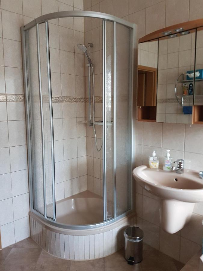 Ferienwohnung Am Viaduktweg Familie Roman Langenleuba-Niederhain Екстериор снимка
